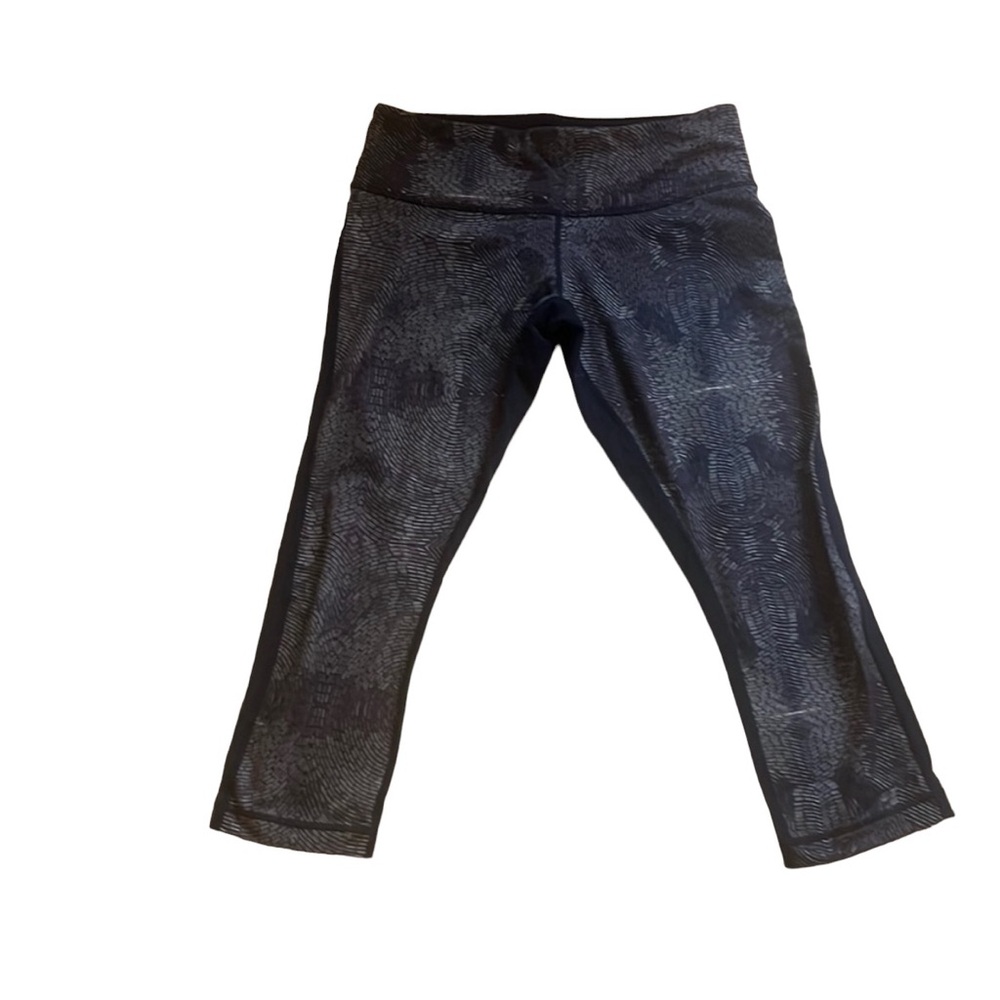 Lululemon Brown and Black Wunder Under Crops